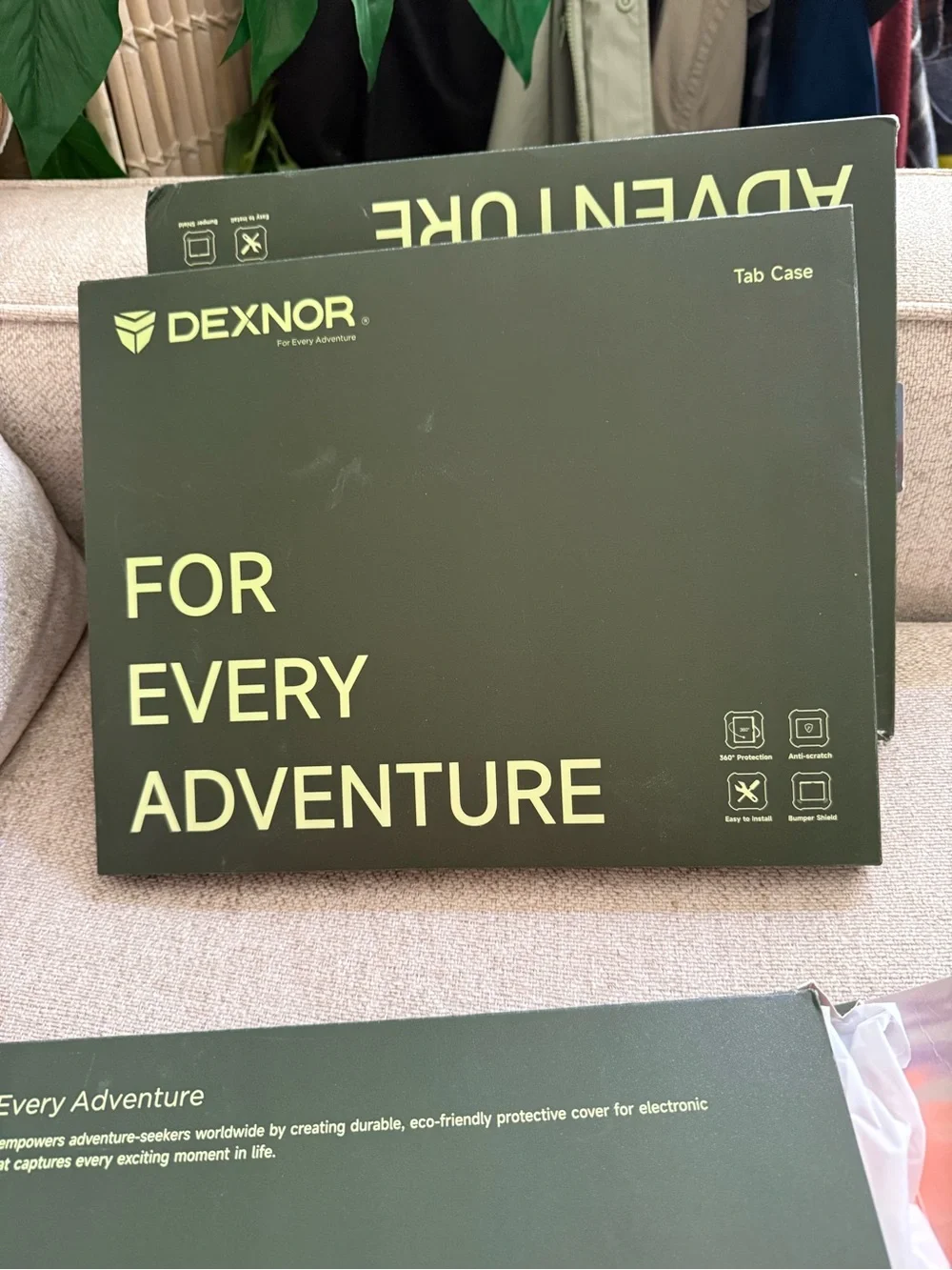 NWT Dexnor for iPad Pro 13 Inch Case M4 2024 Color Black